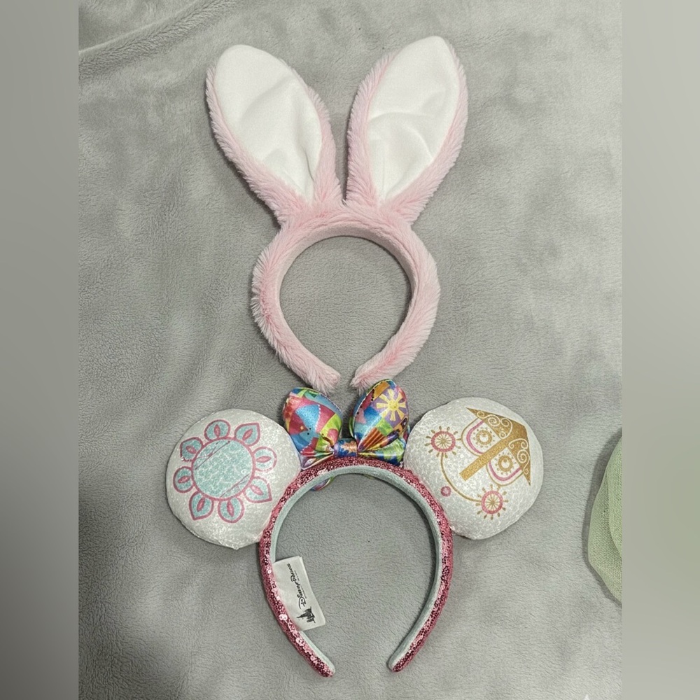 Collection of whimsical, Disney-inspired headbands (4) - Picture 2 of 3